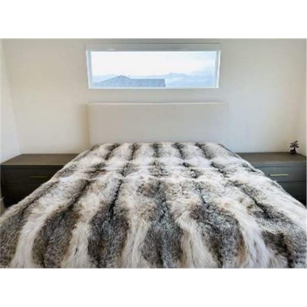 Canadian Lynx Blanket/Throw