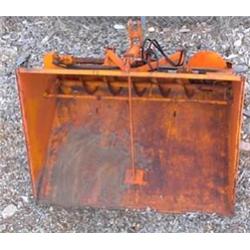 Whatcom bedding spreader