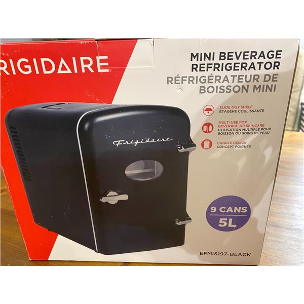 Vintage Look Mini-Refrigerator, Women Go Hunting Wine Cups, set of 2 coffee cups