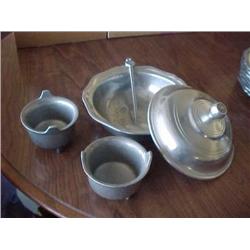 Wilton Armetale items