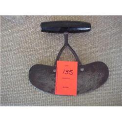 Dough cutter