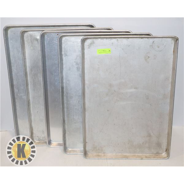 GROUP OF 5 COMMERCIAL BAKING SHEETS