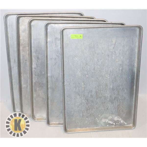 GROUP OF 5 COMMERCIAL BAKING SHEETS