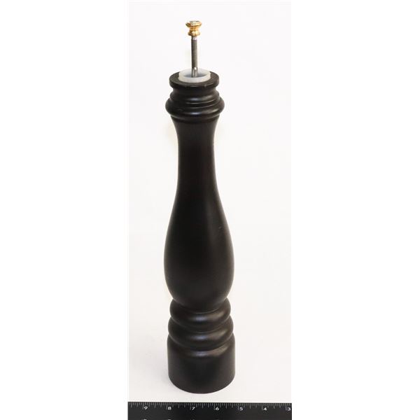 PEUGEOT PEPPER GRINDER