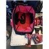Image 2 : MILWAUKEE CORDLESS TOOLSET WITH BATTERY AND CHARGER 2 TOOLS AND FLASHLIGHT TESTED AND WORKING