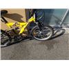 Image 3 : YELLOW RALEIGH BIKE