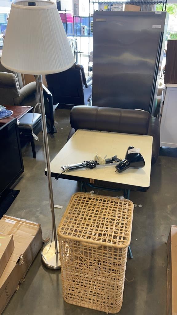 FLOOR LAMP, SPRING ARM LAMP AND WICKER HAMPER