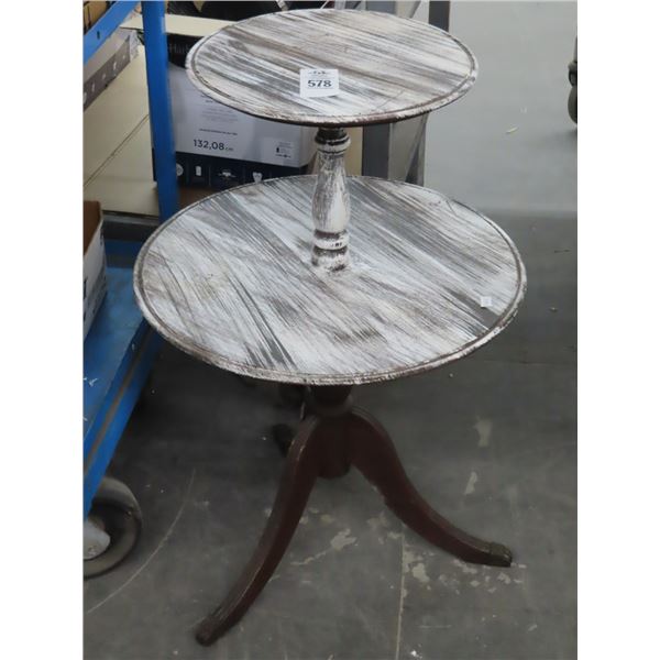 Round Distressed Wood 2 Tier Stand