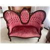 Image 1 : Beautiful Victorian Love Seat - 53 L x 35 D x 41 T