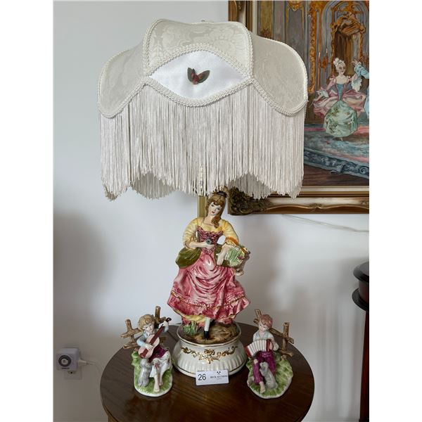 Dancing Lady Lamp with Children Figurines 30T x 15W