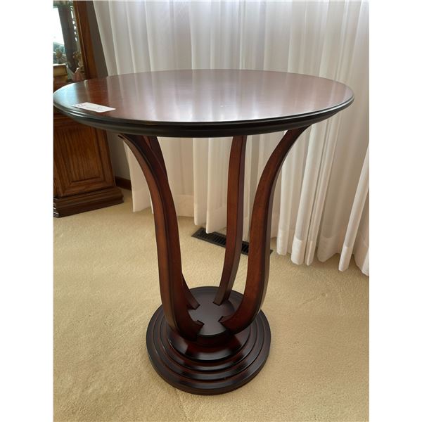 Bombay Comapany Side Table - 20W x 20T