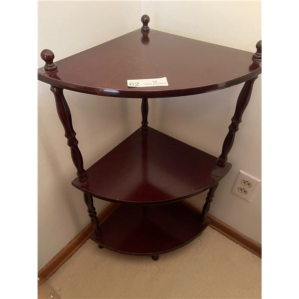 Mahogany Coner Shelf - 21L x 29T
