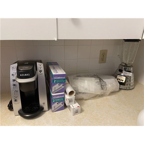 Vacumme Sealer & Blender Osterizer Supreme Blender