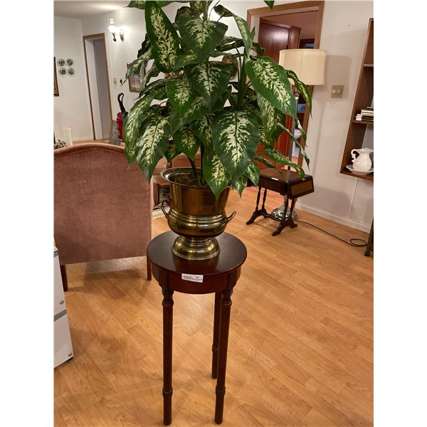 Silk Plant 30T In Brass Pot 