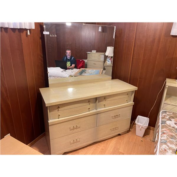 Dresser With BevelledMirror 50L x 18D x 646