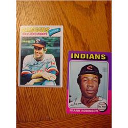 2 Baseball Cards Robinson+