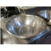 Image 2 : Multiple Metal Mixing Bowls 7"-19" Diameter (Rack Not Included)