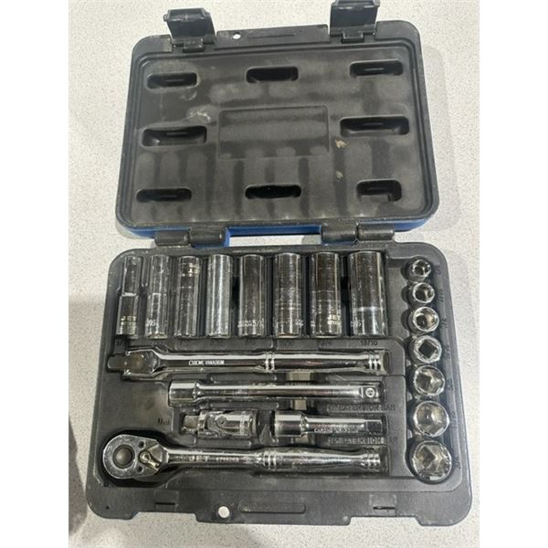 Jet socket set