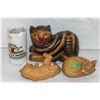 Image 1 : 3 HAND CARVED VINTAGE FOLK ART HARDWOOD