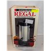 Image 1 : VINTAGE REGAL 36 CUP COFFEE MAKER