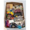 Image 1 : TRAY OF ASSORTED CRAFTING/BEADS