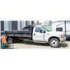 Image 3 : UNRESERVED! 1999 FORD F550 TRITION V10