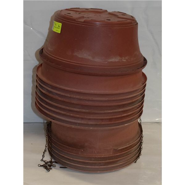 13 PCS OF 12  ROUND PLANTERNS POTS FOR