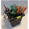 Image 1 : GARDEN TOOLS ASSORTED