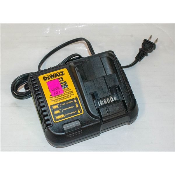 DEWALT 12V/20V MAX LITHIUM ION CHARGER. TESTED