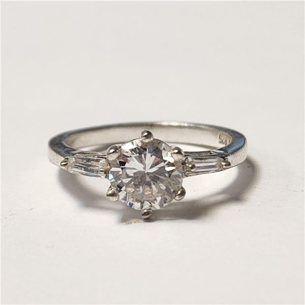 BZ1467-199 SILVER CZ RING SIZE 7