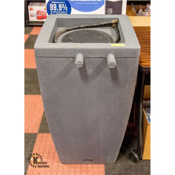WATER BARREL WITH DRAIN HOSE