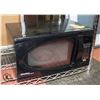 Image 1 : BLACK DANYBY MICROWAVE