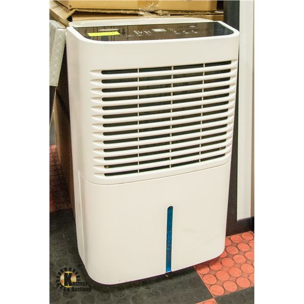 WHIRLPOOL GOLD 50 PINT DEHUMIDIFIER AD50GUSX