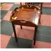 Image 1 : SIDE TABLE 18.5" X 18.5" X 27"