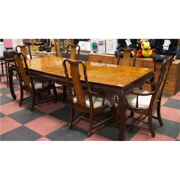 VERY LARGE DINING ROOM TABLE WITH 8 CHAIRS