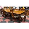 Image 1 : VERY LARGE DINING ROOM TABLE WITH 8 CHAIRS