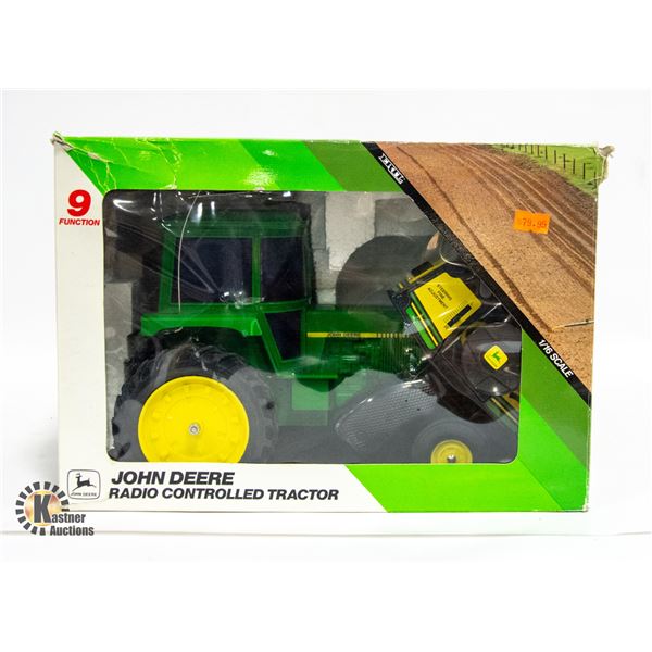 ERTL JOHN DEERE R/C TRACTOR