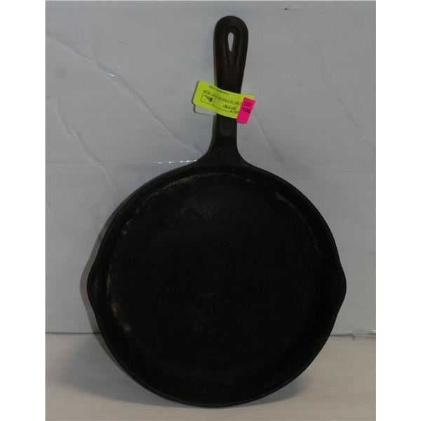 WAGNER'S 1891 10.5 INCH CAST IRON SKILLET