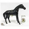 Image 1 : HANDCRAFTED VINTAGE LEATHER HORSE