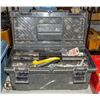 Image 1 : RUBBERMAID TOOLBOX WITH ASSORTED TOOLS
