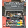 Image 2 : RUBBERMAID TOOLBOX WITH ASSORTED TOOLS