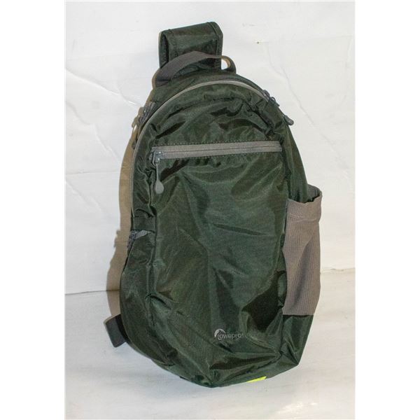 LOWEPRO CAMERA BAG
