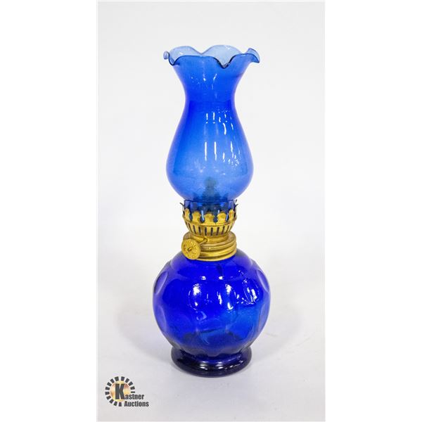 OIL LAMP PEACOCK MADE IN JAPAN