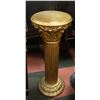 Image 1 : GOLD TONE PEDESTAL PLANT STAND