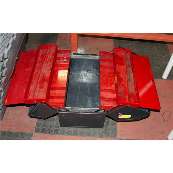 XL TOOL BOX PERFECT SHAPE