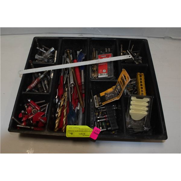 TRAY OF MISC WOOD BITS, AUGERS & EXTENSION PIECES