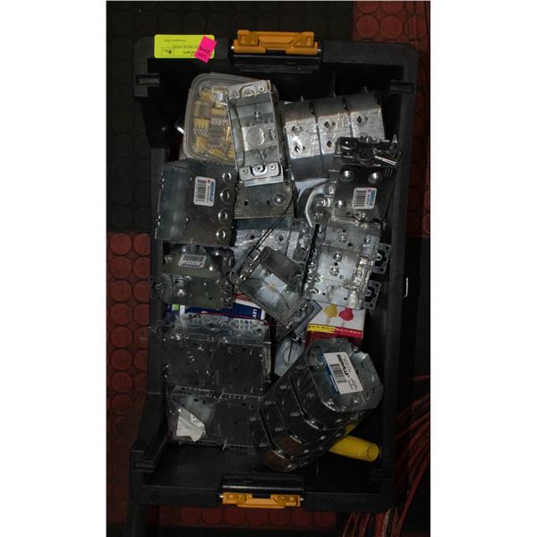TOTE OF ELECTRICAL ITEMS