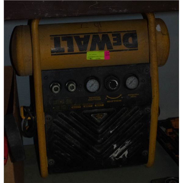DEWALT 2 GAL TRIM COMPRESSOR D5141