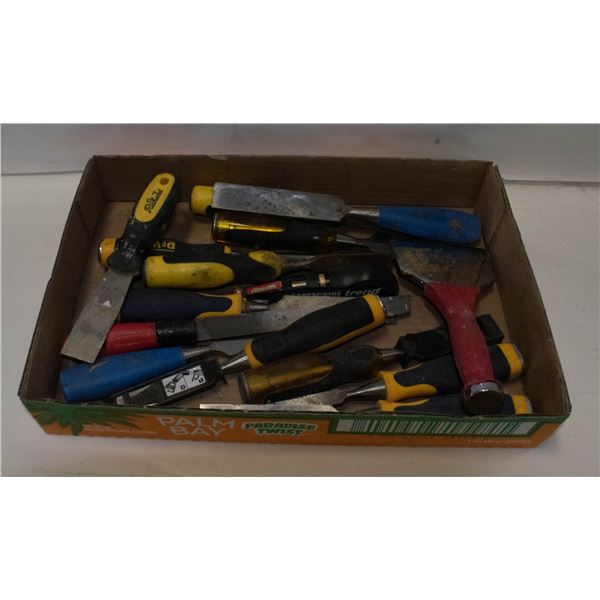 FLATR OF SCRAPPERS AND CHISELS