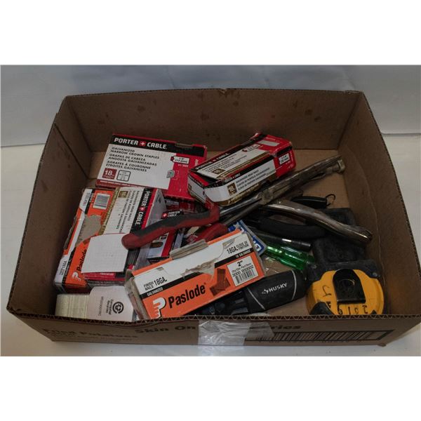 FLAT OF ESTATE TOOLS AND ACCESSORIES